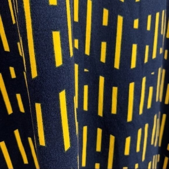 LuLaRoe Chevron Irma Top - Picture 5 of 9